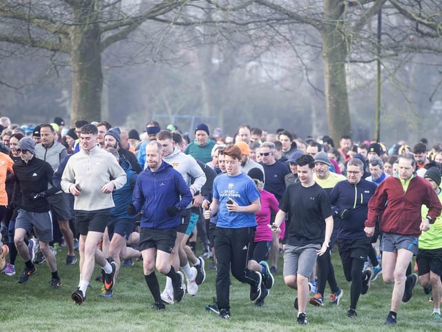 More than 400 runners took to The Racecourse on Saturday (February 24) in memory of mother-of-five Lyndsey Kirchin