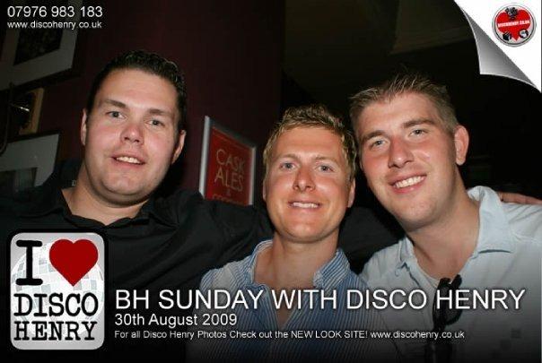 Nostalgic pictures from a night out down Bridge Street 14 years ago
