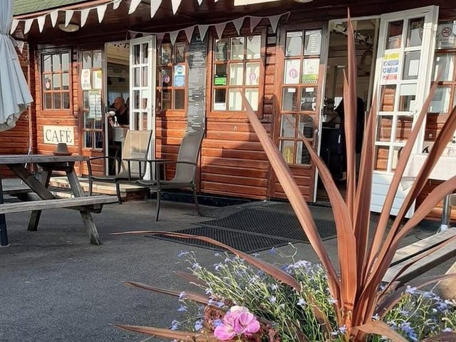 4.8 stars based on 590 Google reviews. Location: The Causeway, Billing Garden Village, NN3 9EX. Website: https://www.facebook.com/TheShedCafe01