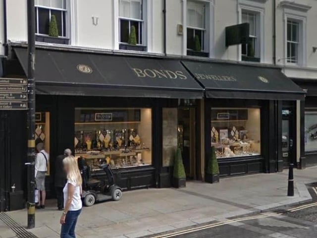 Founded in 1993, Bonds Jewellers has become a well-respected independent jewellery retailer in Northampton. Even more brands are now stocked in the jewellers, since becoming part of the Grace & Co family in 2019.
