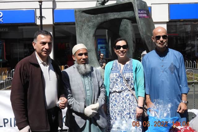 The community groups provided 30 meals to mark Eid.