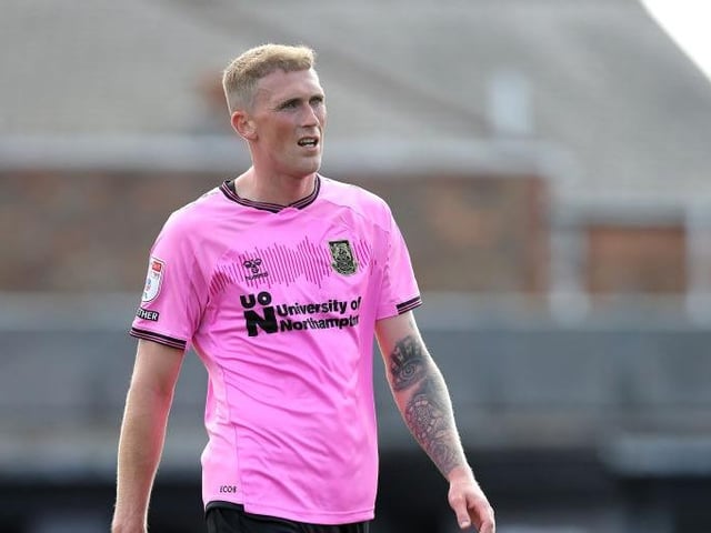 Yet to find his sharpness and spark that he had last season, though some nice skill followed by a decent effort almost got him on the score sheet... 5.5