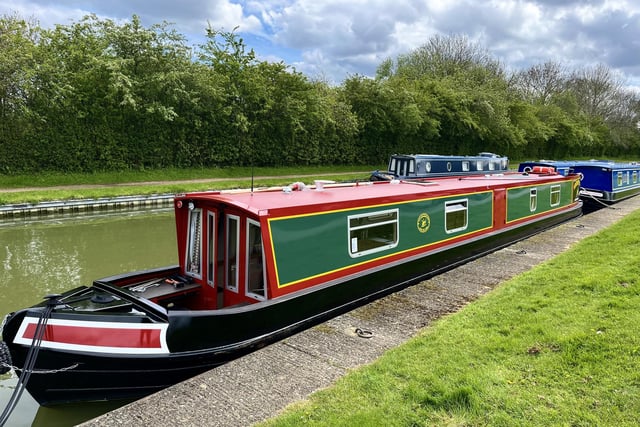 Our floating residence for the week was the "shiny and new" Kentish Plover, a 58-foot narrowboat that was constructed at the ABC Leisure Group headquarters in Alvechurch, Worcestershire.