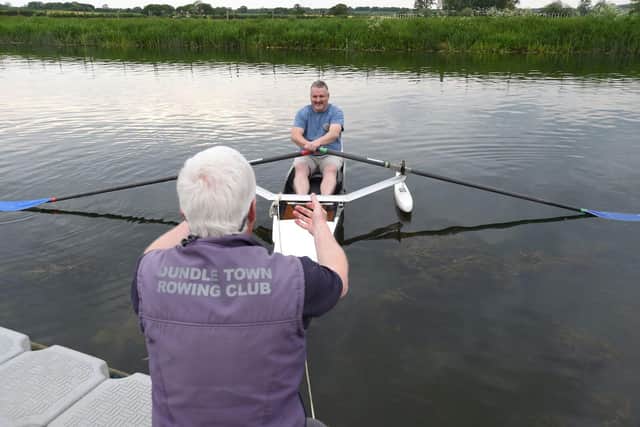 •	Fraser Hopes, managing director at Vistry East Midlands, during the rowing session at Oundle Town 