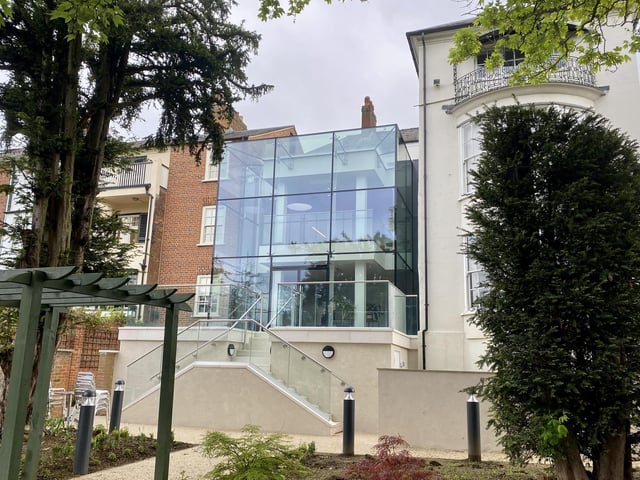 The building, from 78 to 82 Derngate, was remodelled by the world famous designer and architect in his iconic modernist style and it features “extraordinarily striking interiors”.