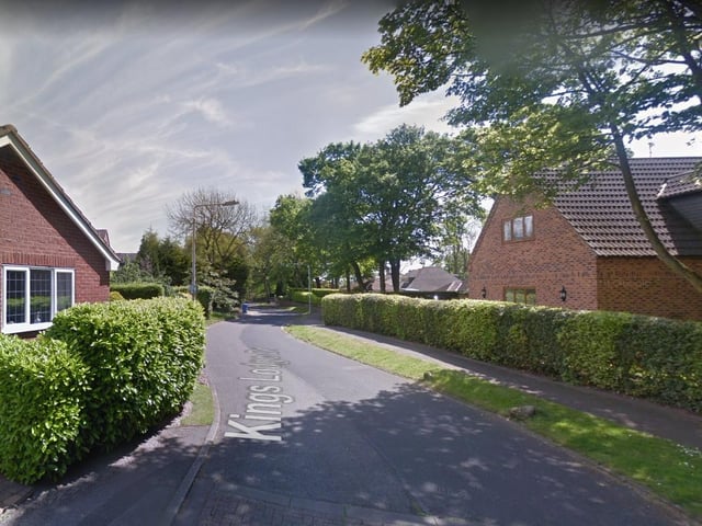Average price: £419,500.
