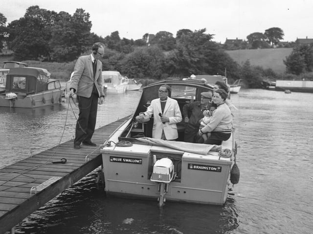 July 7, 1964 - TV filming from boat at Braunston