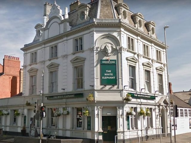 According to local historian Dave Knibb, The White Elephant, formerly called Kingsley Park Hotel, was built in 1883. From 1888, it was always known as The White Elephant in Kingsley, long before the Racecourse closed in 1904. The Kingsley Park Hotel name was revived briefly but it is now once again The White Elephant.