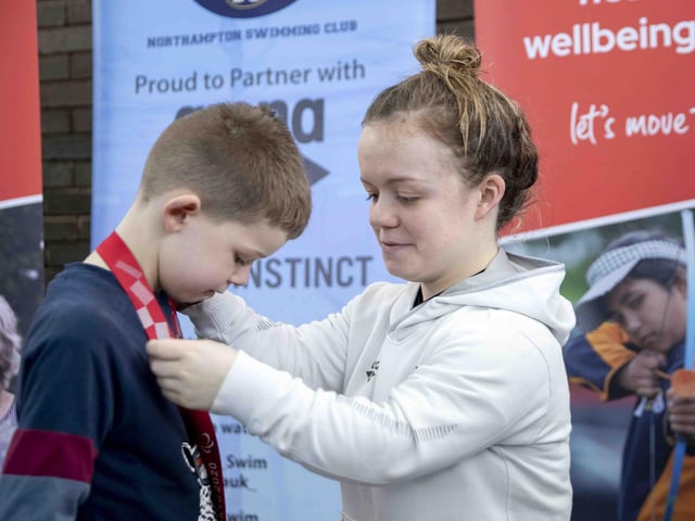 The event was held on Saturday February 25 at The Duston School. It aimed to get participants who cannot swim started, and assess and improve the ability of those who already can swim.