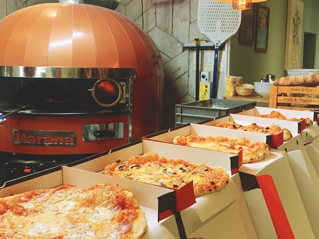 Sofra specialises in stone baked pizza, freshly prepared daily and cooked in their wood fire oven. With 16 different pizzas to choose from, there is guaranteed to be something for everyone. Location: Harborough Road, Kingsthorpe.