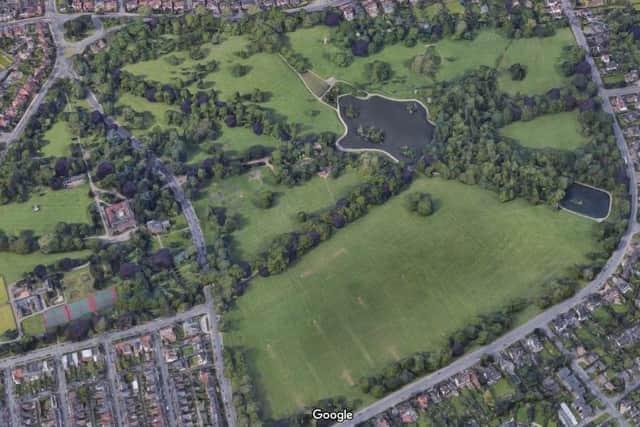 The eastern side of Abington Park has fotoball pitches, a kids playground and lakes — but currently no public loos