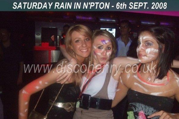 Nostalgic pictures from a '90p a drink' night out down Bridge Street 15 years ago