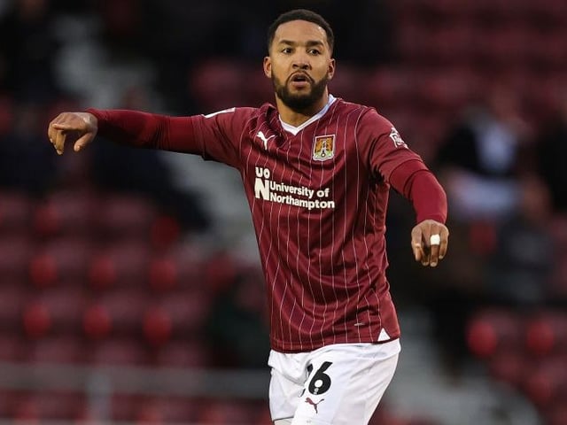 Good effort to start again after playing 100 odd minutes at the weekend and this was another decent showing. Defended solidly and gave little away. Hopefully it was just cramp that forced him off... 7