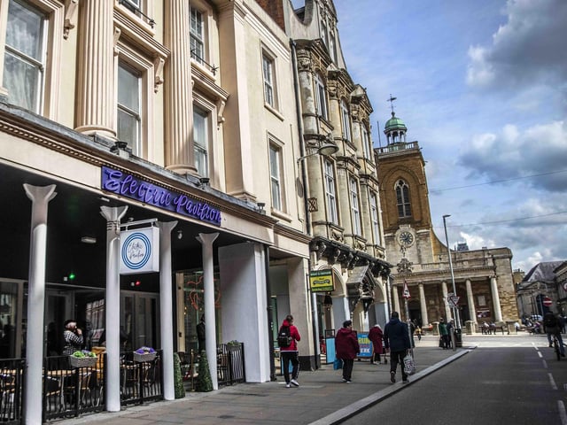 New restaurant and cocktail bar in Gold Street opened to customers to in April.