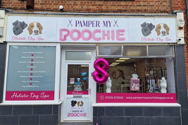First launched in July 2016 by Jules Guy, the business offers holistic dog spa and dental treatments, dog sitting, walking, and their popular wedding chaperone service.