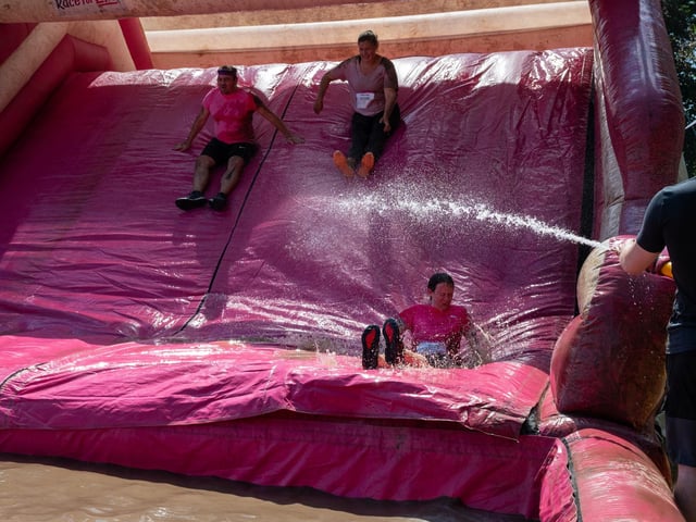 Runners taking part in the Pretty Muddy Race For Life at Abington Park in Northampton on Saturday, July, 11, 20026. Photo by David Jackson.
