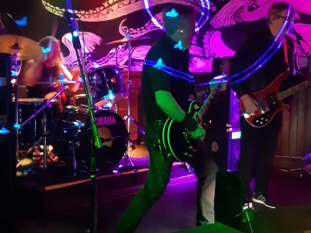 "Awesome pub with a wonderful atmosphere, have some great love bands on. It's always a good night in the King Billy." - Rated: 4.5 (523 reviews)
