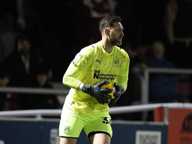 Didn't come under a great deal of pressure for much of the night but stood up when Huddersfield's one big moment arrived late on, blocking well with his body to deny Radulovic. Safe with his hands and good with his feet... 7