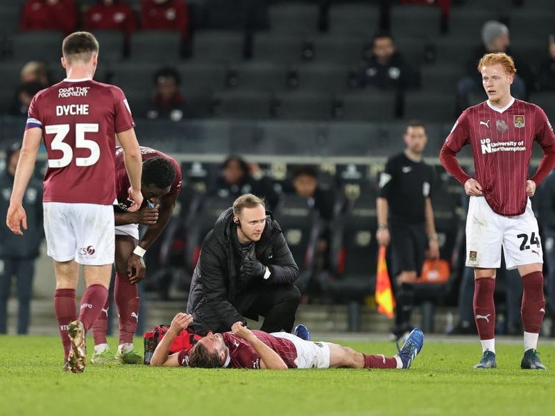 Caught the eye with his technique on the ball, spraying passes left and right and delivering dangerous set-pieces, none more so than when Monthé headed in. Smart work to win the late penalty too. Shame his evening ended with him in distress and needing to be helped from the field due to injury... 7.5 CHRON STAR MAN