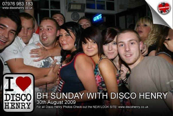 Nostalgic pictures from a night out down Bridge Street 14 years ago