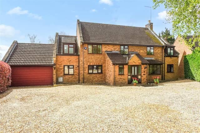 Vicarage Close, Hackleton, Northampton, Northamptonshire, NN7