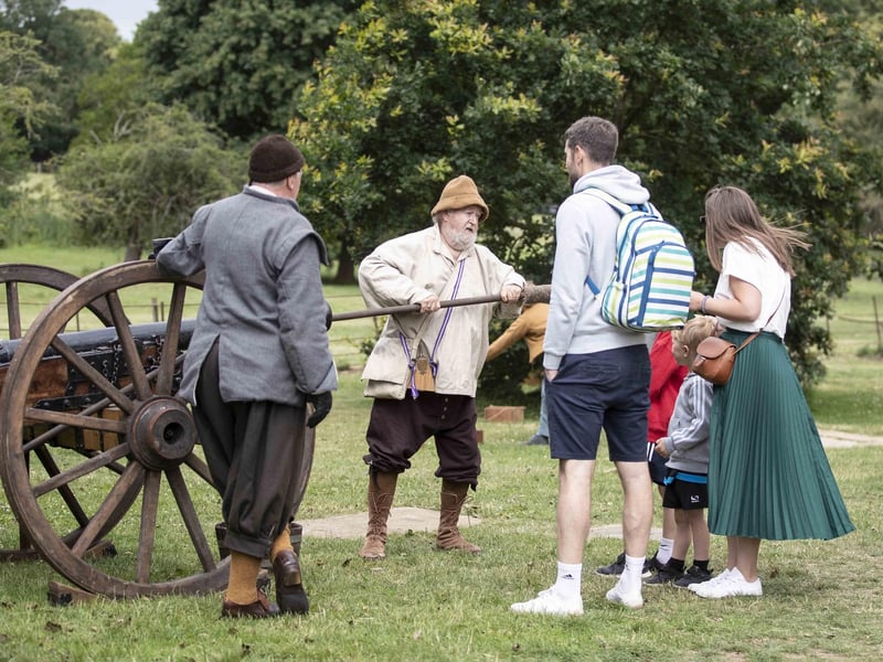 Led by renowned reenactment group, The Devereux’s Regiment, the event at Delapre Abbey saw a weekend of exciting displays, demonstrations, and hands-on history.