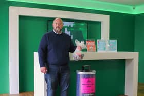 Doug Mutter, VPZ Director, showcasing the new vape recycling bins