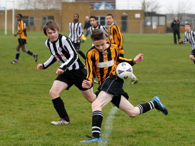 Moulton Magpies U14's v Parklands Tigers U14's in January 2013.