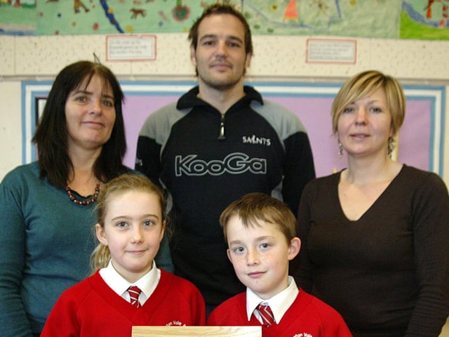 2007: Abington Vale Primary School being presented with a National Healthy Schools award. Pictured: Liz Cundy, Healthy Schools co-ordinator, David Gerard, Saints player, Laura Cichuta, teacher, Billie, 10 and Conor, 9, representing the school council