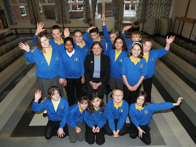 Headlands Primary School, Deputy Head Vicky Culbard with year 6 pupils.