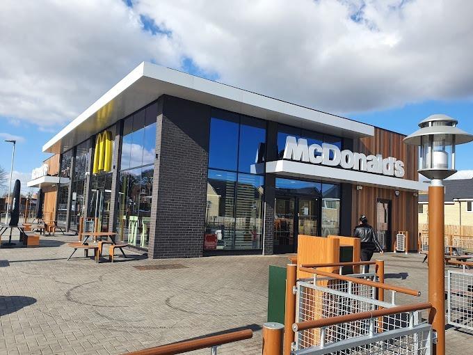 McDonald's - Mills Way, Worksop - has a rating of 3.9 from 645 Google reviews.