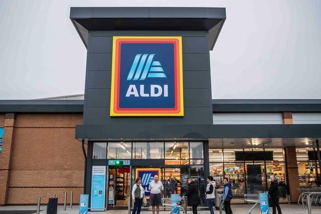 Aldi opened a brand new store at the former Homebase site in Weedon Retail Park in 2021.