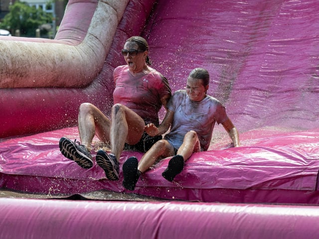 Runners taking part in the Pretty Muddy Race For Life at Abington Park in Northampton on Saturday, July, 11, 20026. Photo by David Jackson.