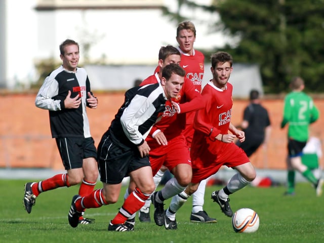 2010 - Billing Road, Northampton Combination football: ON Chenecks A v Milton Reserves