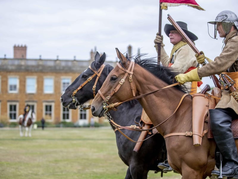 Led by renowned reenactment group, The Devereux’s Regiment, the event at Delapre Abbey saw a weekend of exciting displays, demonstrations, and hands-on history.