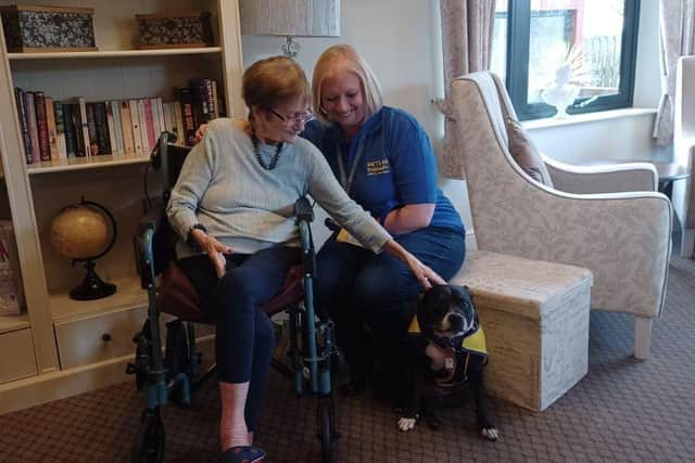 Spencer House Care Home has been working alongside Pets As Therapy for around a year – and they have built a “beautiful relationship” with Vicki and her dog George.