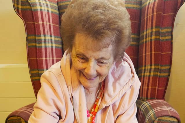 Residents finding serenity and spark in painting