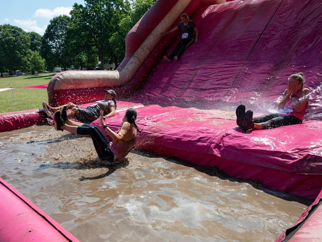 Runners taking part in the Pretty Muddy Race For Life at Abington Park in Northampton on Saturday, July, 11, 20026. Photo by David Jackson.