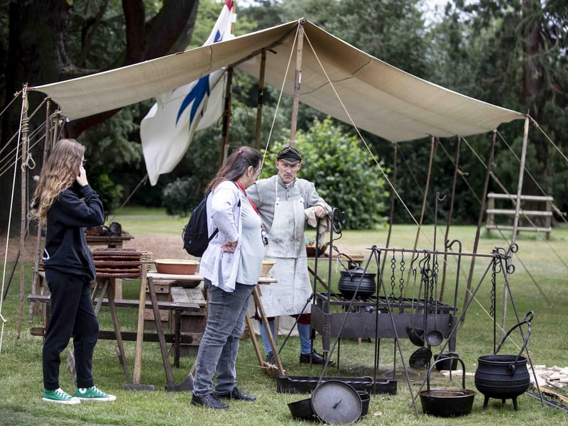 Led by renowned reenactment group, The Devereux’s Regiment, the event at Delapre Abbey saw a weekend of exciting displays, demonstrations, and hands-on history.