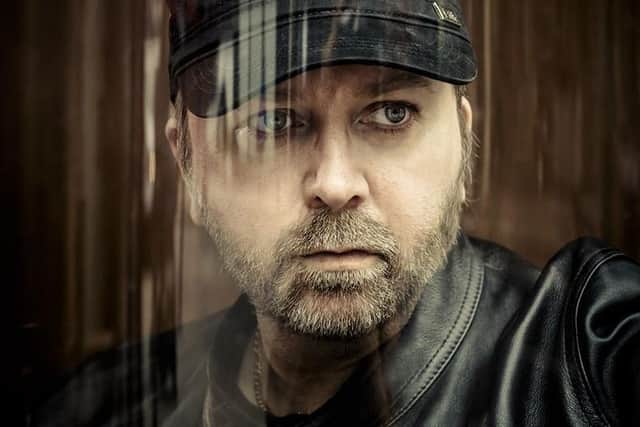 Paul Draper. Photo by Tina Korhonen.