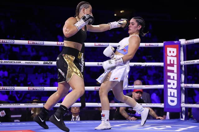 Chantelle Cameron was too good for Victoria Noelia Bustos
