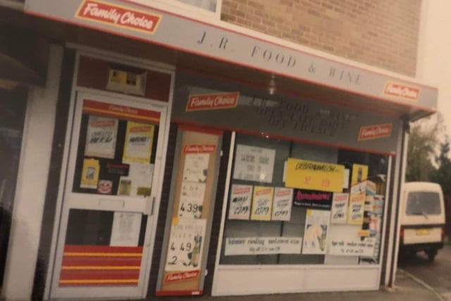 Nostalgic photos of Duston shops and streets from 30 years ago