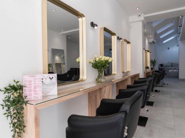4.9 stars based on 108 Google reviews. Location: 327 Wellingborough Road, Town Centre.