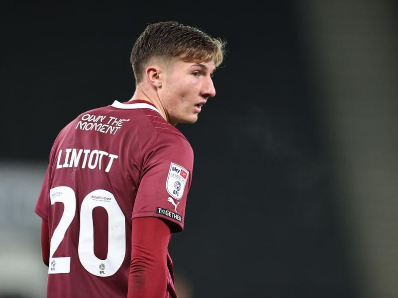 Rusty, which is to be expected given his lack of recent game-time, but still went on some dangerous forays down the right flank... 6
