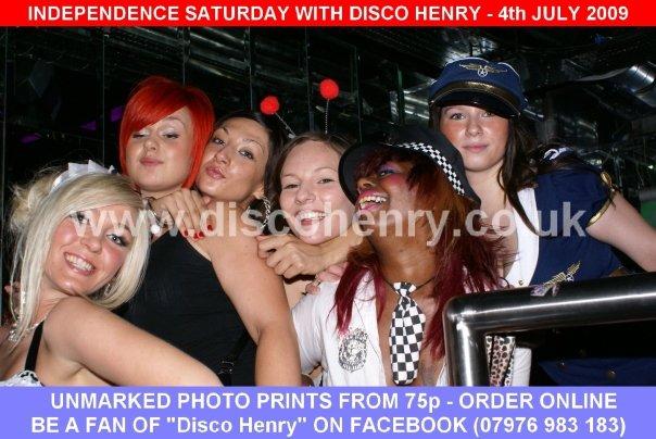 A Saturday night out at Reflex Bar in July 2009. Photo: Disco Henry