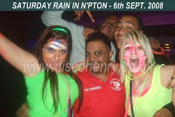 Nostalgic pictures from a night out down Bridge Street 15 years ago