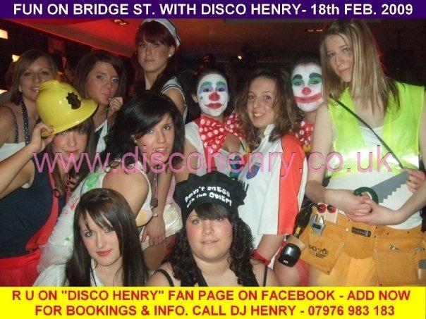 Photos taken in Bridge Street in February 2009.