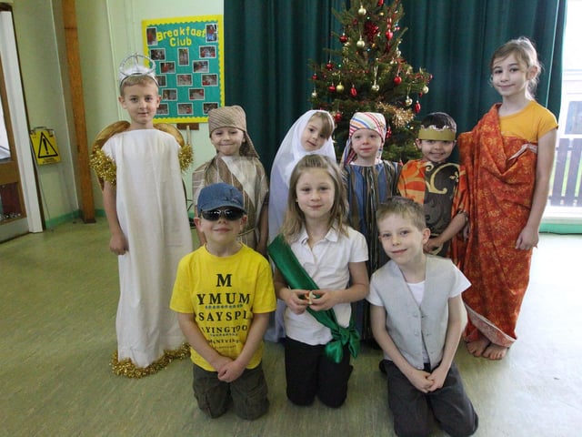 Lyncrest Primary School Years 1-6 only Nativity dress rehearsal
