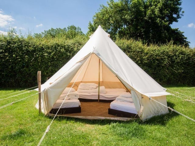 Adventurer’s Village is situated at Gulliver’s Land in Milton Keynes, so may be the ideal choice for families. Their themed dens, lodges and tipis, which all sleep different size groups, have the theme park resort on their doorstep.