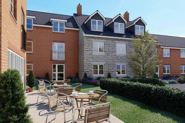 Ellesmere Lodge, Brackley